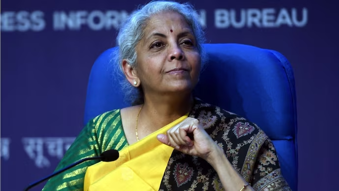 एक बार फिर से देश की सबसे ताकतवर महिला- वित्त मंत्री निर्माला सीतारमण- फोर्ब्स लिस्ट