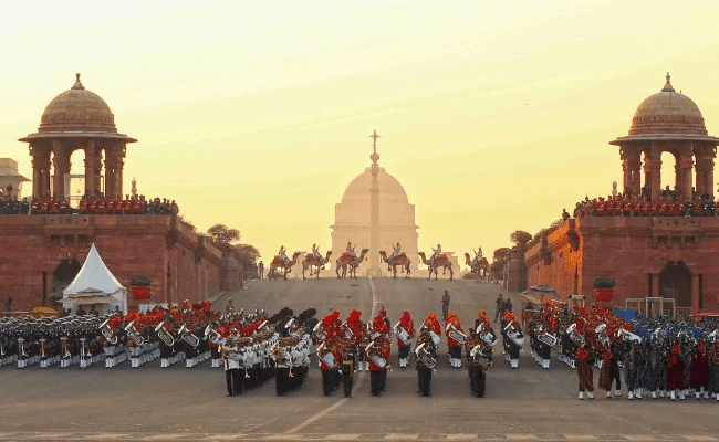 बीटिंग रिट्रीट कार्यक्रम का भव्य आयोजन विजय चौक पर संपन्न, जानें इसके इतिहास को